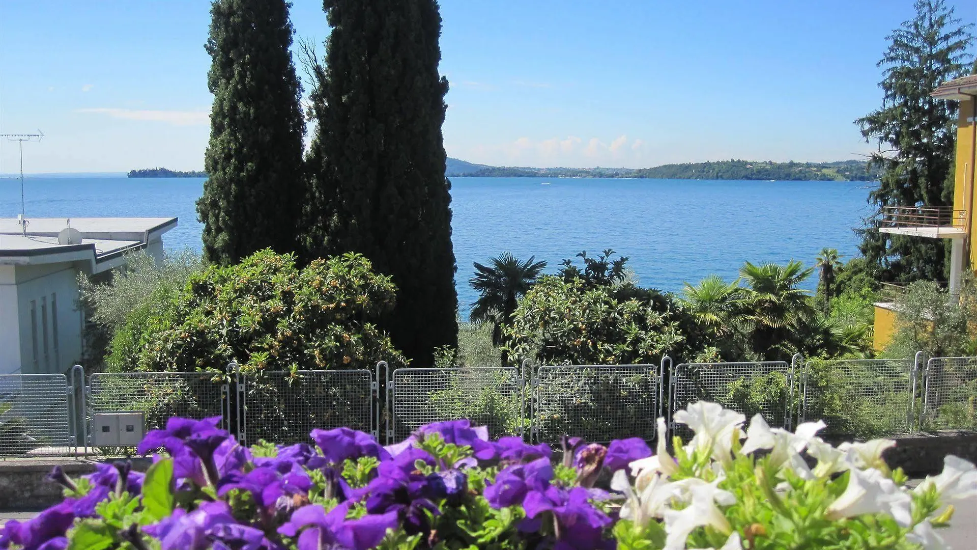 Hotel Aquavite Gardone Riviera